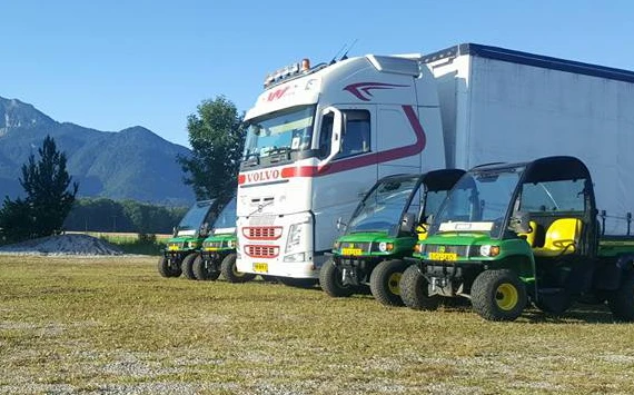 Levering en ophaling van gehuurde Gators, golfkarren en offroadvoertuigen via gator-huren.be