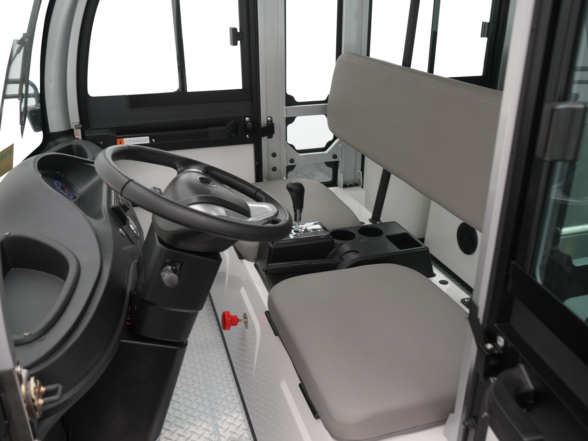 divaco-shuttlebus-seater-passenter-transport-14-cockpit.png